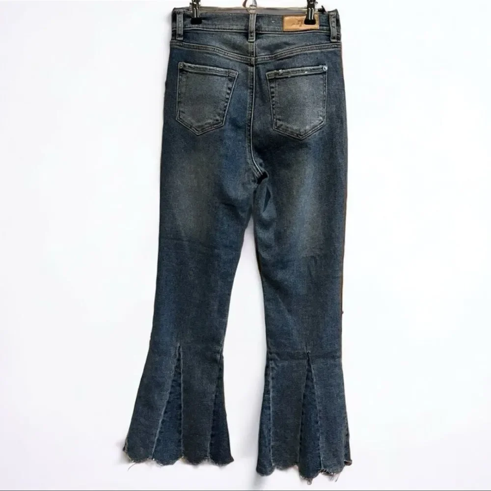 7 For All Mankind High Rise Kick Flare Scalloped Hem Jeans – Size 26 - Picture 2 of 11